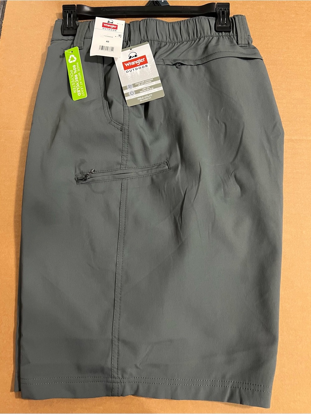 Wrangler Men Outdoor Performance Elastic Waist Short Big size 48 Inseam 10”
